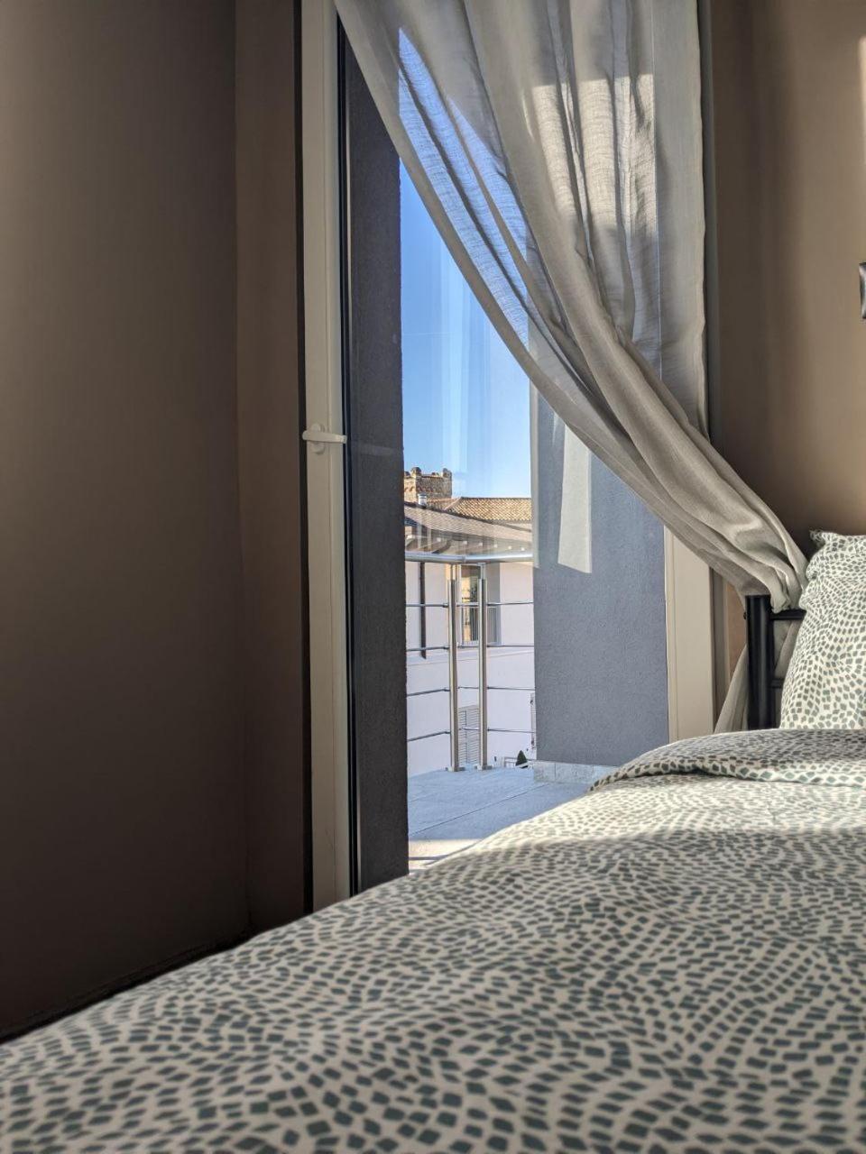 Bardolino Center Apartments Экстерьер фото