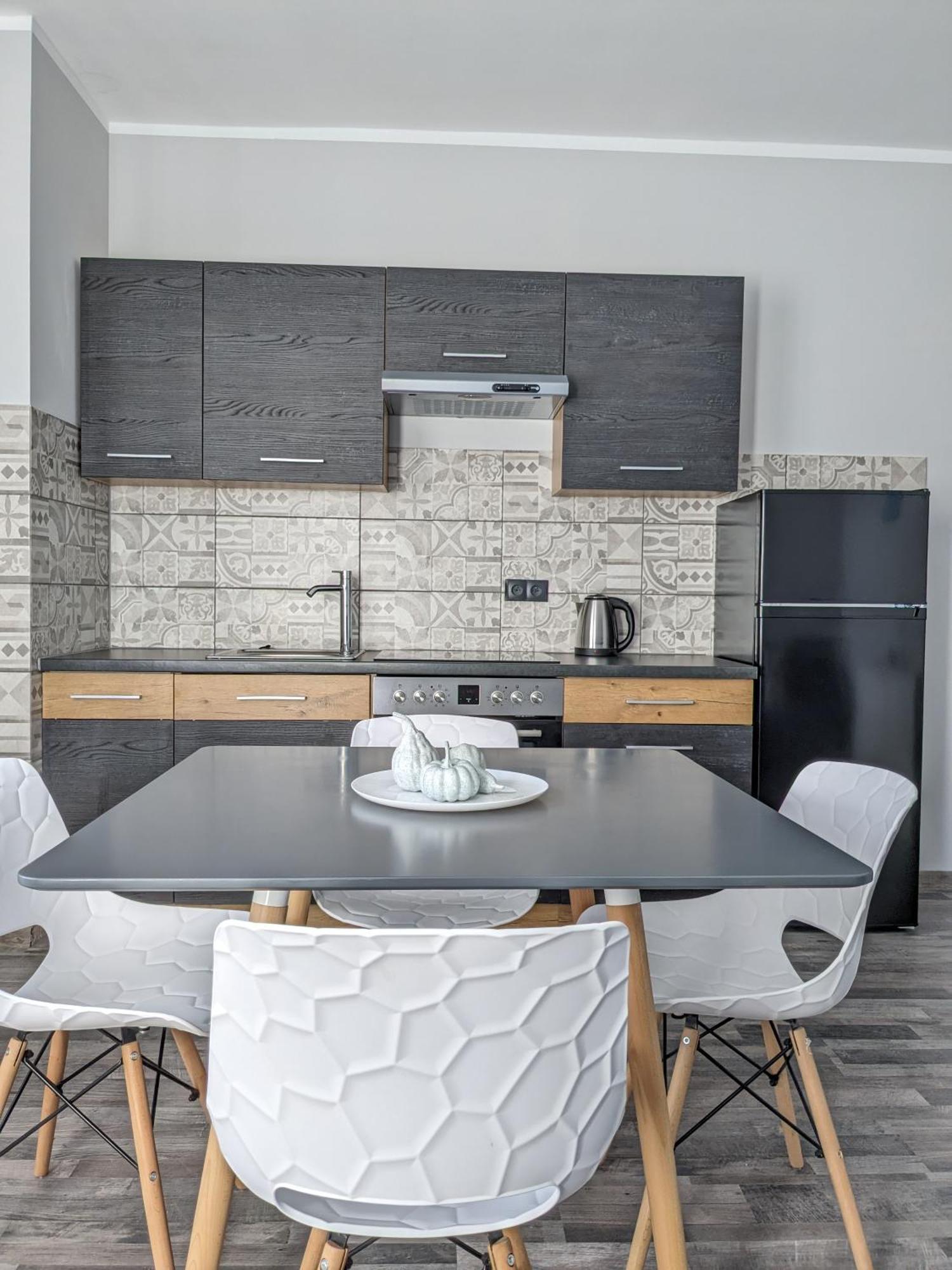 Bardolino Center Apartments Экстерьер фото