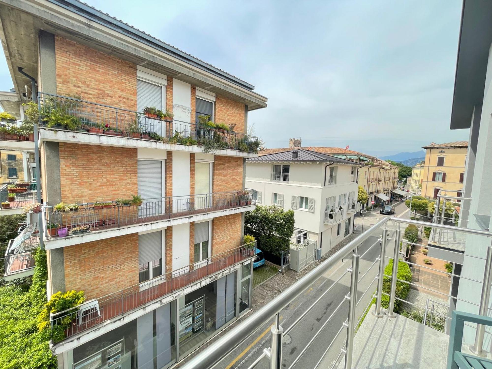 Bardolino Center Apartments Экстерьер фото