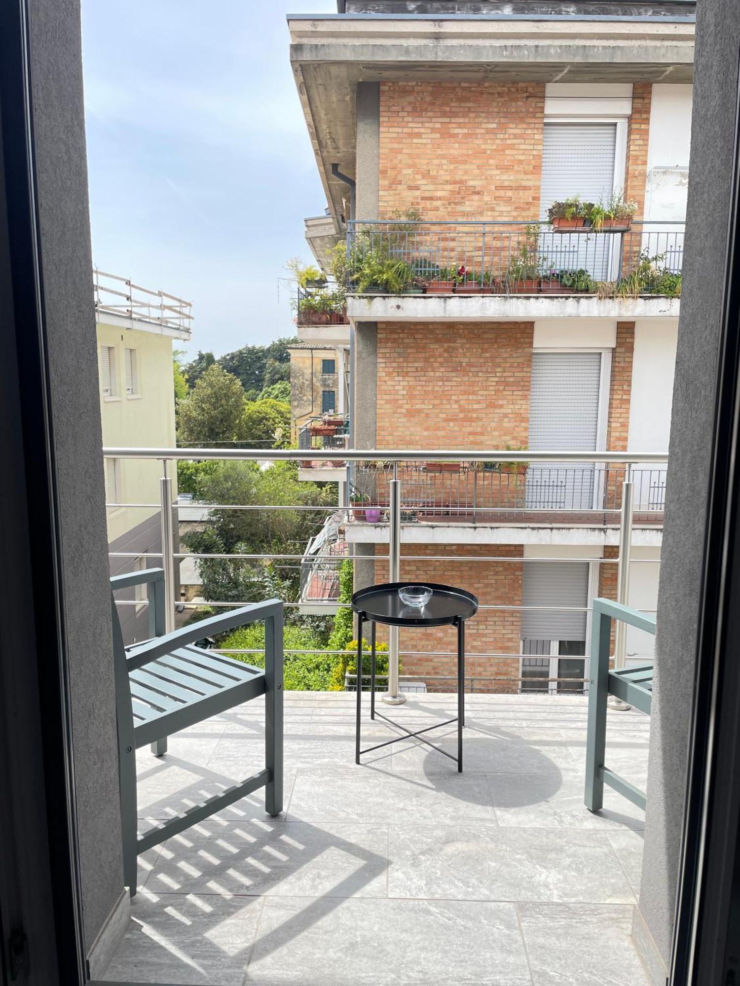 Bardolino Center Apartments Экстерьер фото