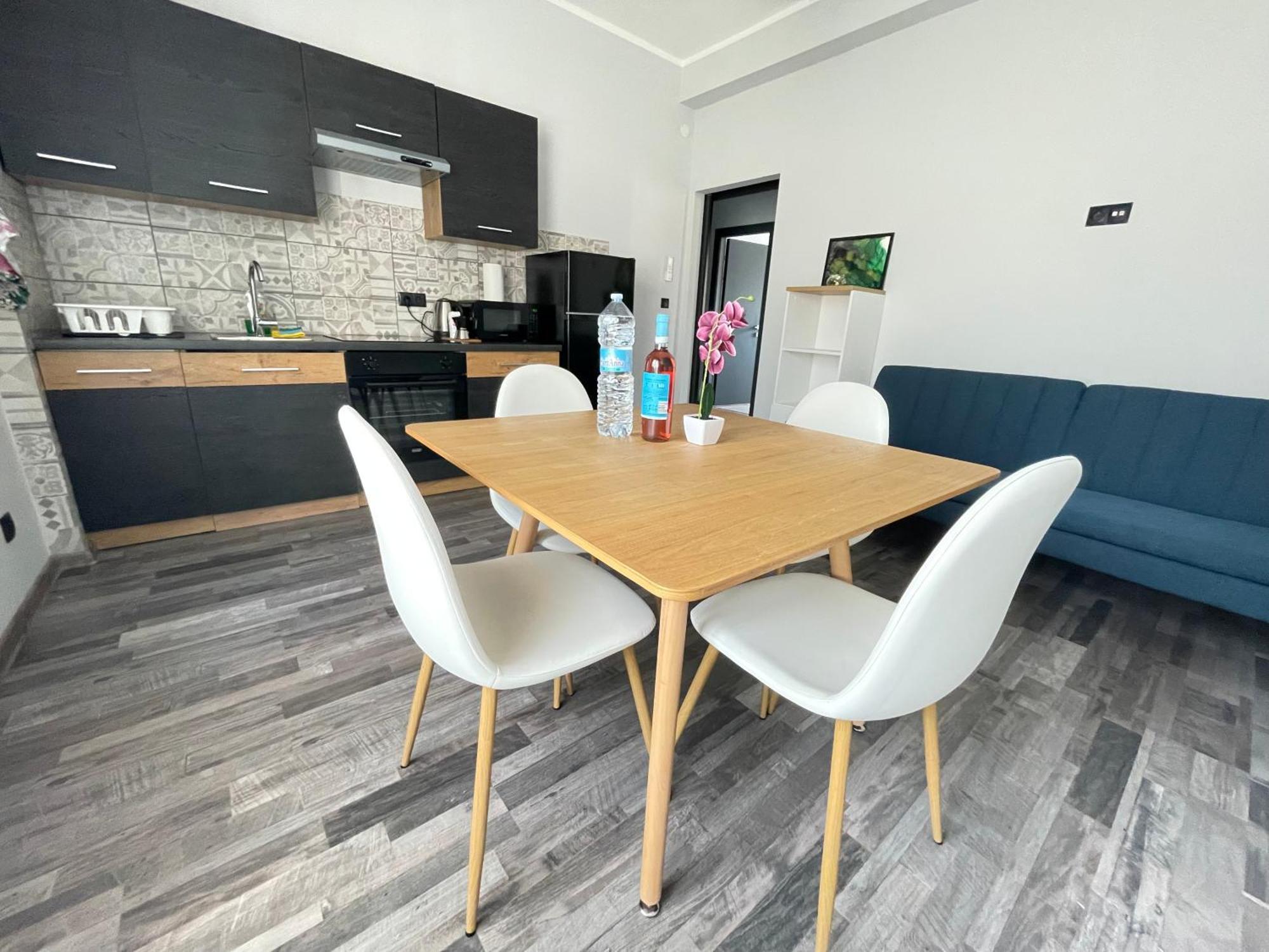Bardolino Center Apartments Экстерьер фото